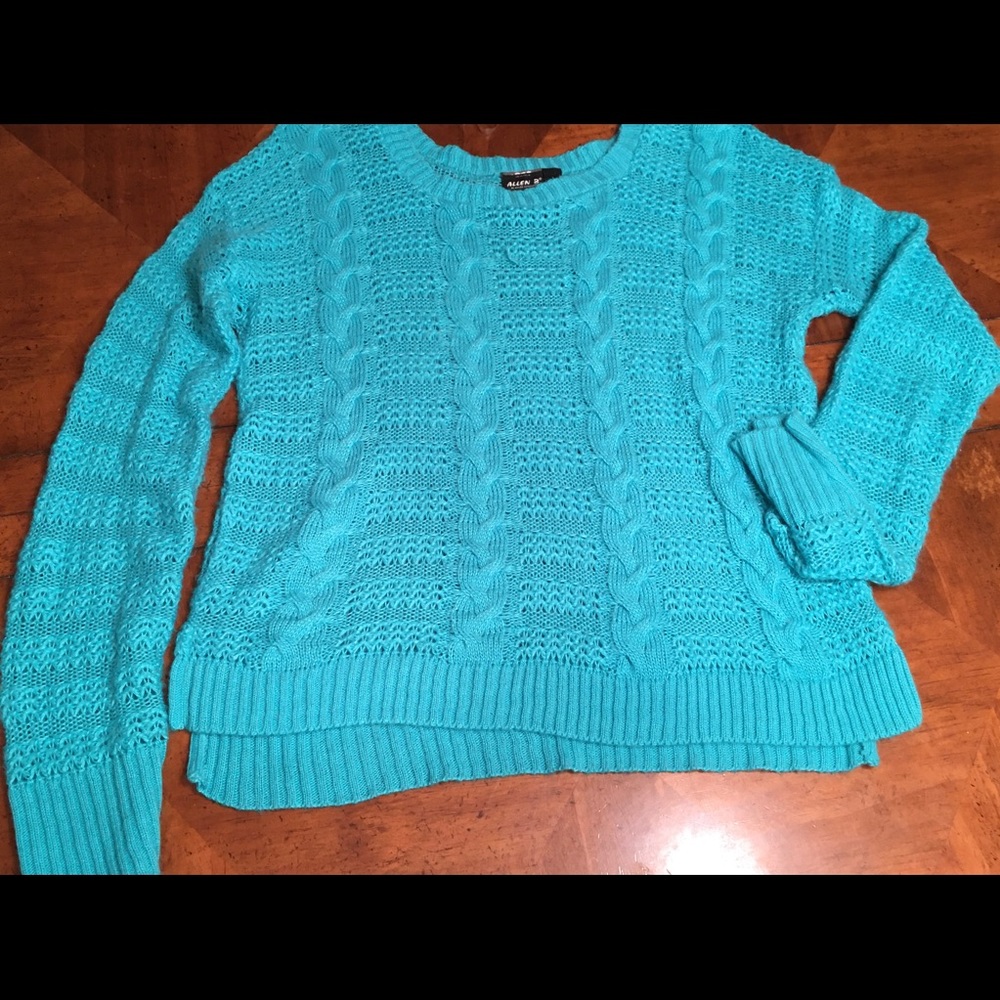Women’s sweater